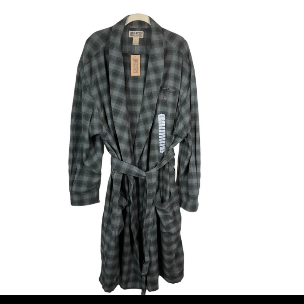 Brand: Duluth Trading Co, Size:2XL, Color: Grey and Black